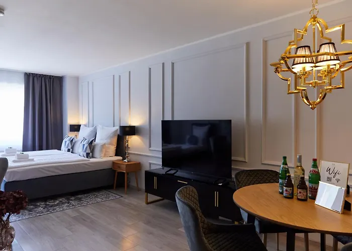 R B Comfort Am Flughafen Fuer 1-5 Personen - Ideal Fuer Geschaeftsreisende Und Familien - Kueche - Smart Tv - Waschtrockner - Kostenloser Parkplatz Hamburg