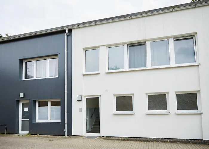 R B Comfort Am Flughafen Fuer 1-5 Personen - Ideal Fuer Geschaeftsreisende Und Familien - Kueche - Smart Tv - Waschtrockner - Kostenloser Parkplatz Hamburg
